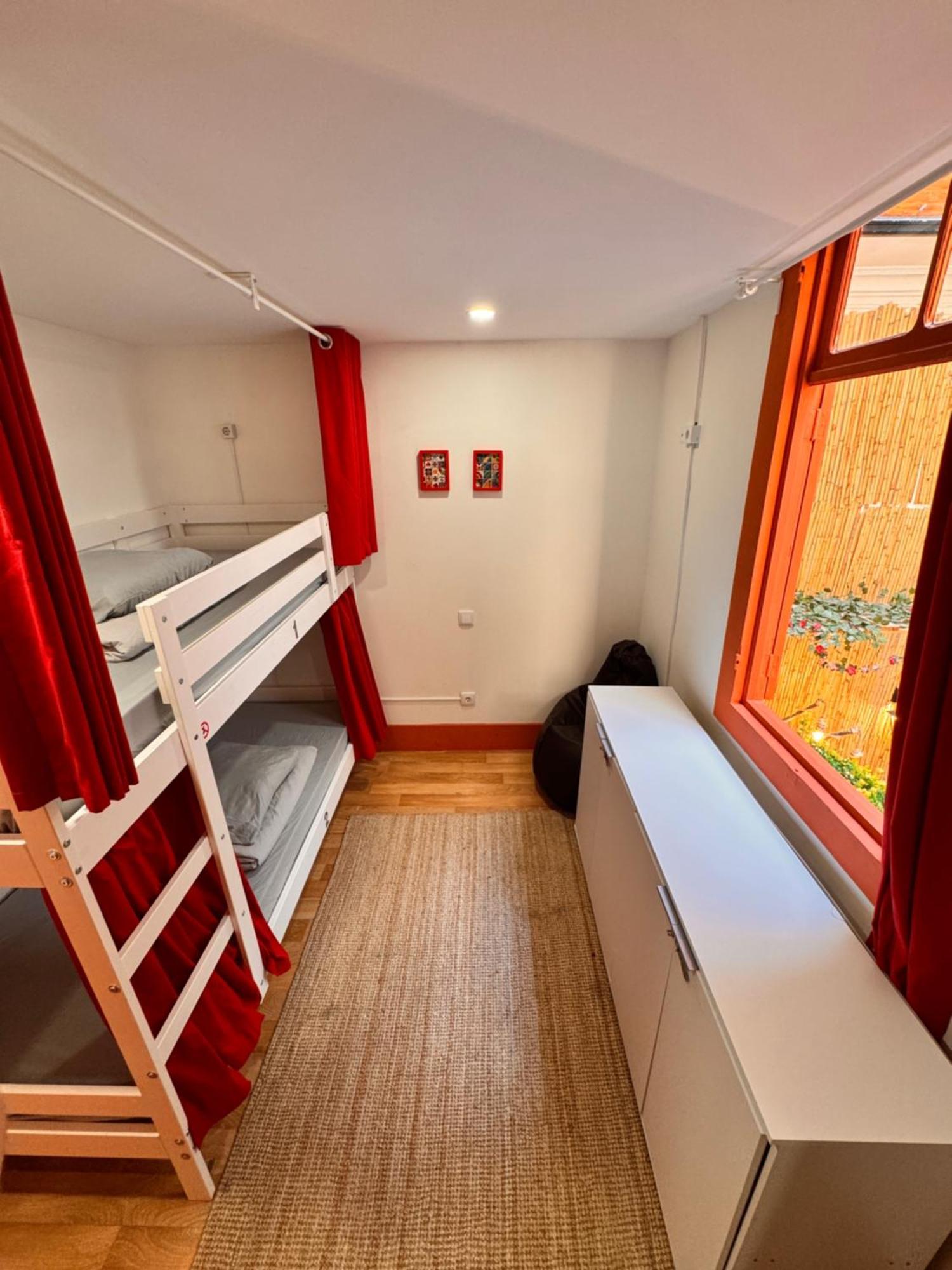 Samba Guesthouse Porto Exterior photo